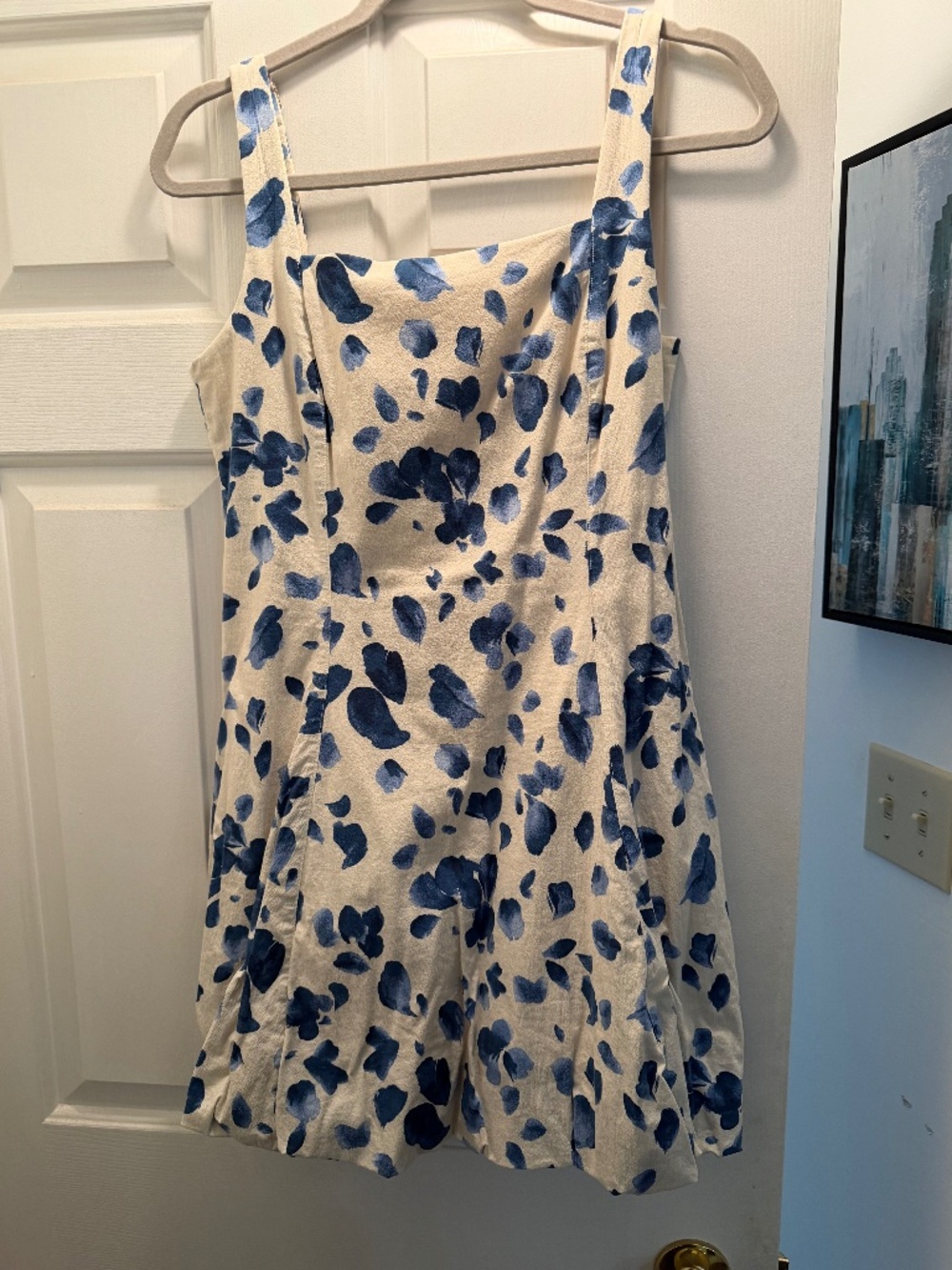 Abercrombie and fitch dress with shorts underneath -M